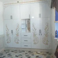 نصب انواع کمد و کابینت MDF