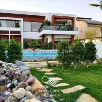 ویلایی-180متر-شمالی-در-یک-قدمی-چهارراه-مخابرات