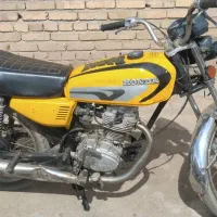 موتوره مزایده مدل ۸۱ سالم وتمیز