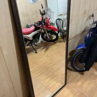 آیینه با قاب