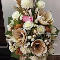 گل مصنوعی