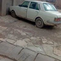 پیکان   مدل۸۳ و  موتور  سالم