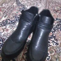 کفش نیم بوت به فروش میرود|کیف، کفش، کمربند|قرچک, زیبا شهر|دیوار