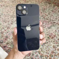 اپل iPhone 13 با حافظهٔ ۲۵۶ گیگابایت