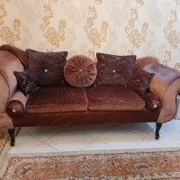 مبل ۷ نفره به همراه میز وسط