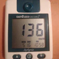 دستگاه تست قند خون