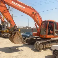بیل میکانیکی دوسان ۲۳۰ آماده بکار