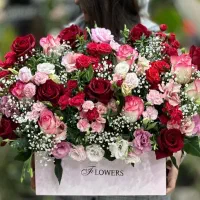 تخفیف ویژه گل طبیعی و ماندگار برای روز مادر