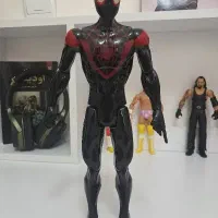 فیگور مرد عنکبوتی مایز مورالس