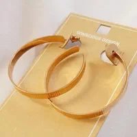 گوشواره نیم حلقه ای خطی با روکش طلا|بدلیجات|گرگان, |دیوار