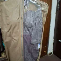 پیراهن مجلسی|لباس|ساری, |دیوار