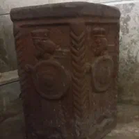 گلدان طرح سرباز هخامنشی