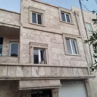 ۲واحدی یکجا، رونی پلاک دوم خیابون