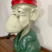 مجسمه میمون