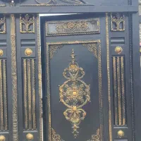 درب اهنی تاج دار سطح ۱