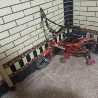 دوچرخه و الاکلنگ بچگانه در حد نو زیر قیمت
