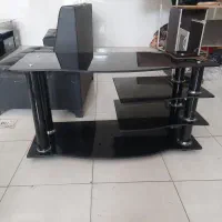 میز زیر تلویزیونی شیشه ای