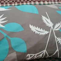 متکا زیرسری