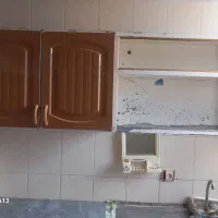 در اتاق و کابینت