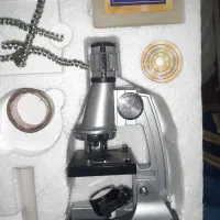 میکروسکوپ|پزشکی|شهریار, شهریار|دیوار