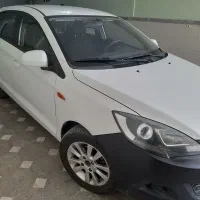 ام وی ام ۳۱۵ سفید