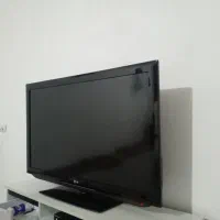 تلویزیون 42اینج LG