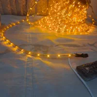 ریسه خورشیدی .|ریسه و چراغ تزئینی|بروجرد, |دیوار