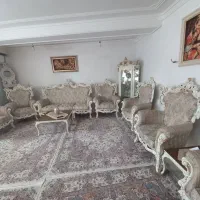 مبل ۹نفره+ ناهار خوری ۸ نفره+ بوفه وساعت ایستاده