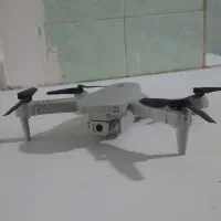 کوادکوپتر تاشو E88 Pro (دوربین‌دار ) - در حد نو|اسباب‌‌بازی|تهران, دولت‌آباد|دیوار