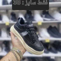 کتونی زنانه زیر قیمت حراج شد|کیف، کفش، کمربند|قم, ارم|دیوار
