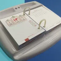 تقویم رومیزی دو سوراخه ۱۴۰۵