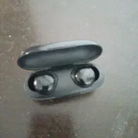 سلام یه هندزفری بلوتوث بفروش می‌رسد