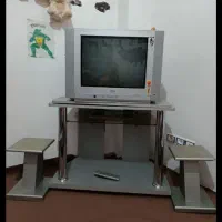 تخت،میز ارایش ،بغل تخت.میز تلویزیون و تلویزیون|مبلمان خانگی و میز عسلی|اردبیل, |دیوار