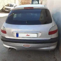 ۲۰۶ مدل ۸۲ نقره ای|خودرو سواری و وانت|شیراز, شهرک مهرگان|دیوار