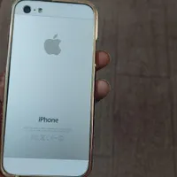 اپل iPhone 5 با حافظهٔ ۱۶ گیگابایت|موبایل|اسلام‌شهر, |دیوار