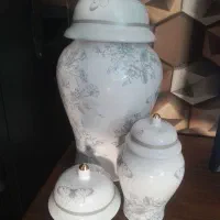 جار و گلدان