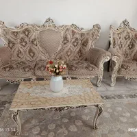 مبل و میز نهارخوری