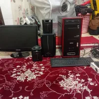 رایانه رومیزی|رایانه رومیزی|قدس, شهر‌قدس|دیوار