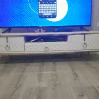 میزتلویزون سفیدطلایی شیک تمیز