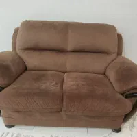 یک دست مبله ۷ نفر راحتی بسیار تمیز طبی