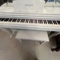 پیانو دیجیتال ،یونیک|پیانو، کیبورد، آکاردئون|اصفهان, خانه اصفهان|دیوار