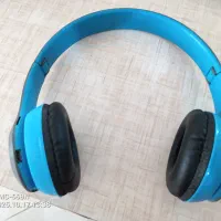 یک هدفون بلوتوثی و یک ارپاد