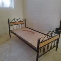 تخت خواب فلزی درحد نو