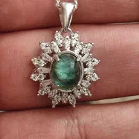 گردنی زمرد طبیعی زامبیا|جواهرات|شیراز, شریف‌آباد|دیوار