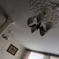 دو جفت لوستر در حد نو هر کدام پنج عدد لامپ میخورد