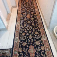 یک عدد فرش راهرویی  در حد نو