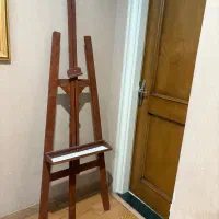 پایه و نگهدارنده تخته وایت بورد و بوم نقاشی