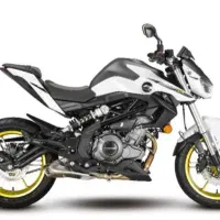 کیوجی ۲۵۰  جفت سیلندر