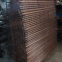 به یک کارگر جوان جوشکار co2 نیازمندیم