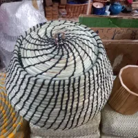 جای برنجی و جای لوازم خرمایی و سبد پیک‌نیک خرمایی|صنایع دستی و سایر لوازم تزئینی|رشت, پیرسرا|دیوار